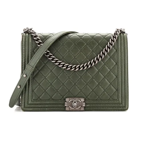 Túi Đeo Chéo Nữ Chanel Boy Flap Bag Quilted Calfskin Large Màu Xanh Rêu