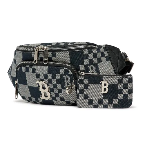 Túi Đeo Hông MLB Checkerboard Jacquard Hip Sack Boston Red Sox Black 3AHSM082N-43BKS Màu Đen