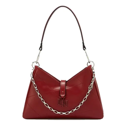 Túi Đeo Vai Nữ Lyn Prisma M Shoulder Bag Red LL24FBS175 Màu Đỏ