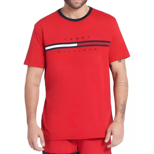 Áo Phông Nam Tommy Hilfiger Regular Fit Tshirt 7849807 612 Màu Đỏ Size XS