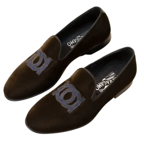 Giày Salvatore Ferragamo - Giày Lười Nam Salvatore Ferragamo Loafers With Embroidered Logo In Brown Suede 96LC-27866 Màu Nâu Đen Size 7.5 - Vua Hàng Hiệu
