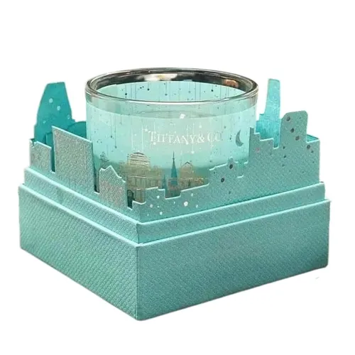 Tiffany & Co. - Nến Thơm Tiffany & Co. Christmas Aromatherapy Candle Có Đèn Led - Vua Hàng Hiệu