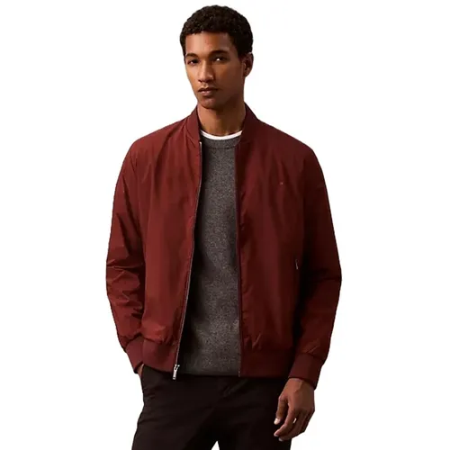 Thời trang Calvin Klein - Áo Khoác Calvin Klein CK Zip Matte Bomber Jacket 40FM512-601 Màu Đỏ Mận Size L - Vua Hàng Hiệu