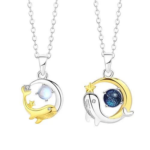 Dây Chuyền Đôi Lili Jewelry Đính Đá CZ Cá Voi Và Mặt Trăng Kamilah LILI_099531 Màu Bạc