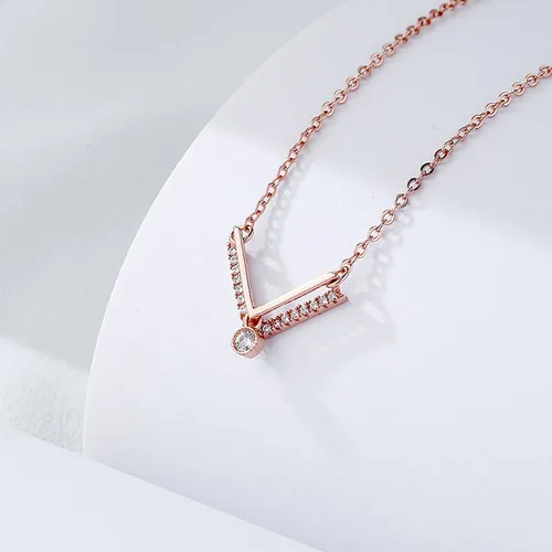 Dây Chuyền Lili Jewelry Bạc Nữ Đính Đá CZ Hình Chữ V Cách Điệu LILI_275631 Màu Vàng Hồng