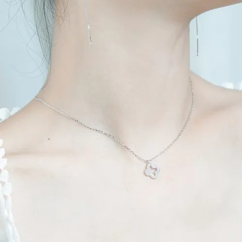 Dây Chuyền Nữ Lili Jewelry Đính Đá CZ Cỏ 4 Lá LILI_428761 Màu Bạc