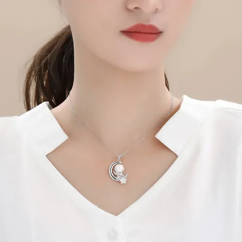 Trang sức - Dây Chuyền Nữ Lili Jewelry Ngọc Trai Phi Hành Gia Mặt Trăng LILI_996438 Màu Bạc - Vua Hàng Hiệu
