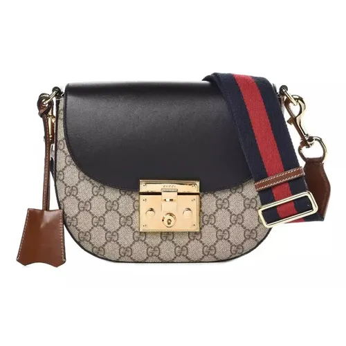 Túi Đeo Chéo Nữ Gucci GG Supreme & Leather Padlock Medium Messenger Crossbody Bag Màu Be Phối Đen