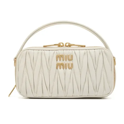 Túi xách - Túi Xách Tay Nữ Miu Miu Matelassé Leather Handle Bag Màu Trắng Size 19 - Vua Hàng Hiệu