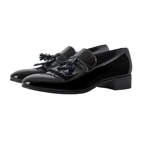 Giày Lười Nam Gucci Loafer With Tassel Black Patent 714681 Màu Đen Size 39