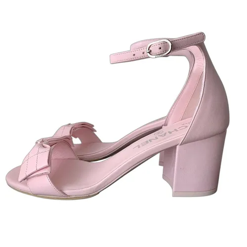 Giày Cao Gót Nữ Chanel Logo Coco  Màu Hồng Pastel Size 38