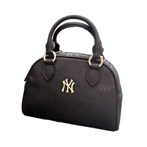 MLB Korea - Túi Đeo Chéo MLB Diamond Monogram New York Yankees Crossbody Bag 7ACRMDA5N-50BKS Màu Đen - Vua Hàng Hiệu