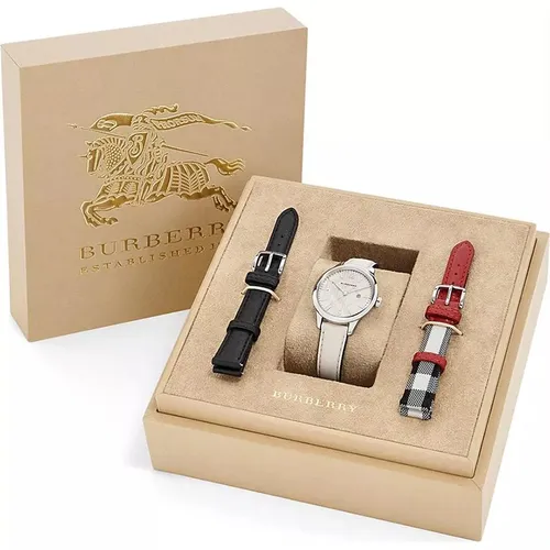 Đồng Hồ Nữ Burberry The Classic Round Giftset Watch 32mm Màu Trắng (Kèm 2 Dây Da)