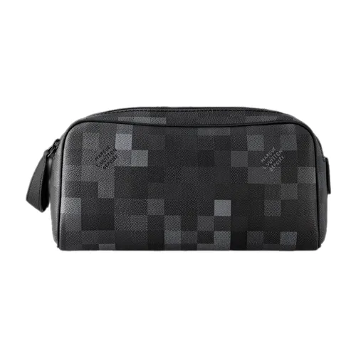 Túi Cầm Tay Nam Louis Vuitton LV Dopp Kit M15109 Màu Đen Xám