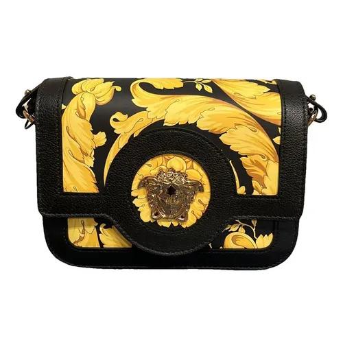 Túi Đeo Chéo Nữ Versace Palazzo Empire Leather Handbag Màu Đen Vàng