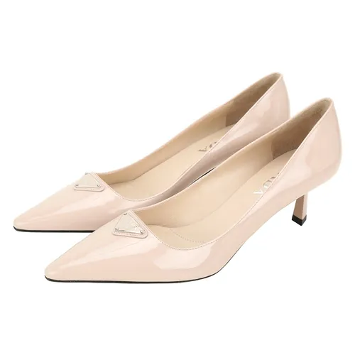 Giày Cao Gót Prada Triangle Brand Patent Leather Mid Heel Pointed Toe Shoes Màu Be Size 35.5