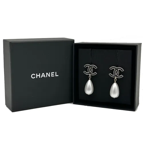 Khuyên Tai Nữ Chanel  Earrings Màu Đen Trắng