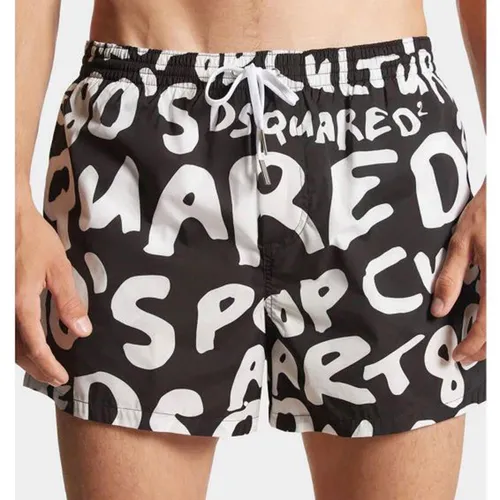 Quần Short Nam Dsquared2 1DSJE29B24001 Màu Đen Họa Tiết Size 50