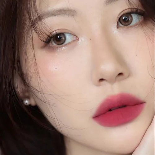 Son Kem Chanel Rouge Allure Liquid Velvet 242 Saisissante Màu Hồng Đất