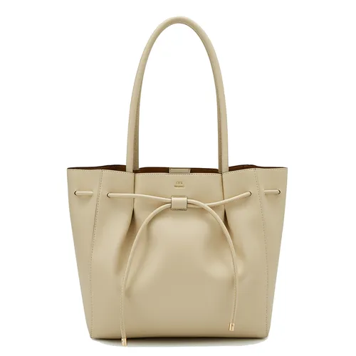 Túi Tote Nữ Lyn Fortune Cookies Bag LL25CBF248 Ivory Màu Trắng Ngà