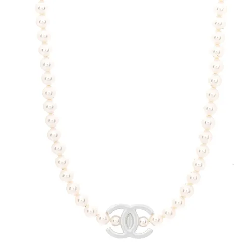 Dây Chuyền Nữ Chanel Pearl Resin CC Choker Necklace Pearly White Silver Màu Trắng/Bạc
