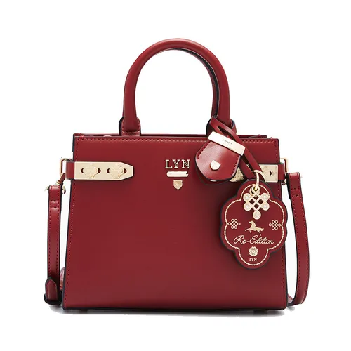 Túi Đeo Chéo Nữ Lyn Re-Edit Bliss Handle S Crossbody Bag - Red L26CBWA150 Màu Đỏ