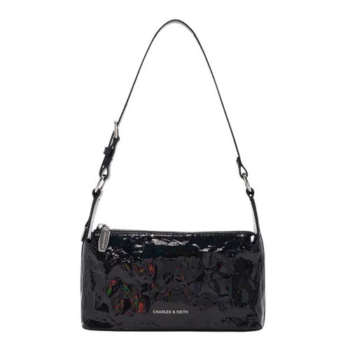 Túi Đeo Chéo Nữ Charles & Keith CNK Lark Patent Crinkle-Effect Crossbody Bag CK2-80160183 Prism Noir Màu Đen