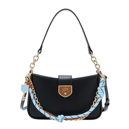 Túi Đeo Vai Nữ Lyn Re-Edit Explore Athella S Shoulder Bag L26CBWA120 Black Màu Đen