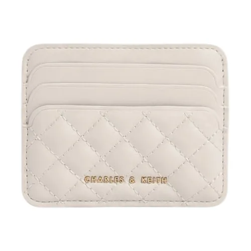 Ví Nữ Charles & Keith CNK Cleo Quilted Card Holder Ivory CK6-50680926 Màu Trắng Ngà
