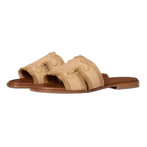 Dép Nữ Celine Marina 362675018C Màu Caramel Size 37