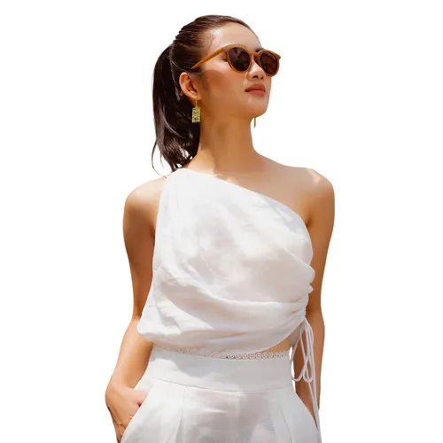 Áo Kiểu Lệch Vai Nữ F2 Fashion & Freedom Linen AK539-T-S-0822 Màu Trắng Size S