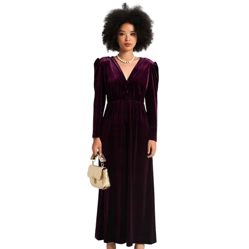 Đầm Nhung Nữ F2 Fashion & Freedom Women's Velvet Dress Purple Color Of Freedom D725-TIM-S-0523 Màu Tím Size S