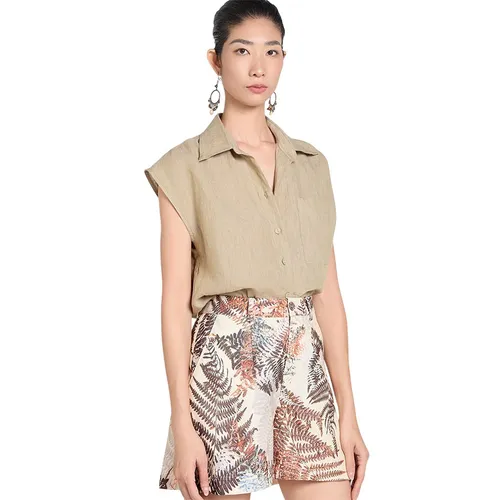 Quần Short Nữ F2 Fashion & Freedom A Touch Of Effortless Elegance QS90-KLC-S-0524 Màu Kem Họa Tiết Size S