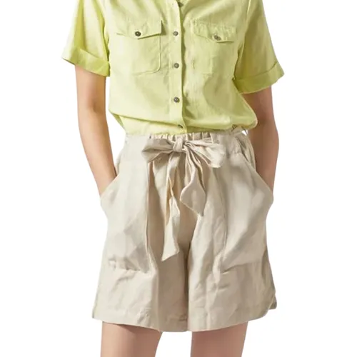 Quần Short Linen Nữ F2 Fashion & Freedom QS34-KB-S-0122 Màu Kem Size S