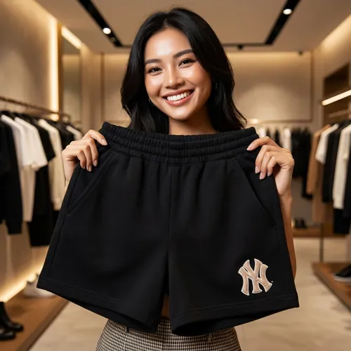 Quần Short Nữ MLB New York Yankees 3FSPB0433-50BKS Màu Đen Size XS