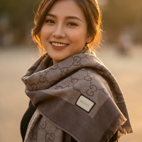 Khăn Quàng Cổ Gucci Brown GG Wool Scarf Màu Xám/Nâu