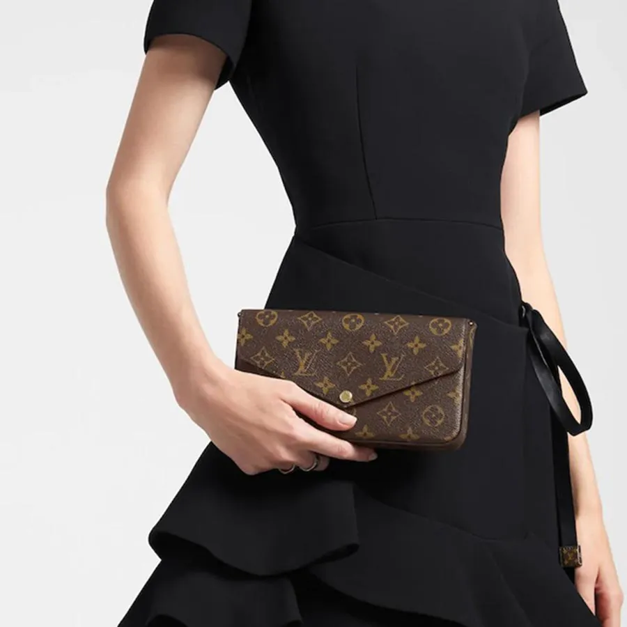 Shop Louis Vuitton Monogram Canvas Street Style Chain Leather Folding  Wallet (M82509) by design◇base