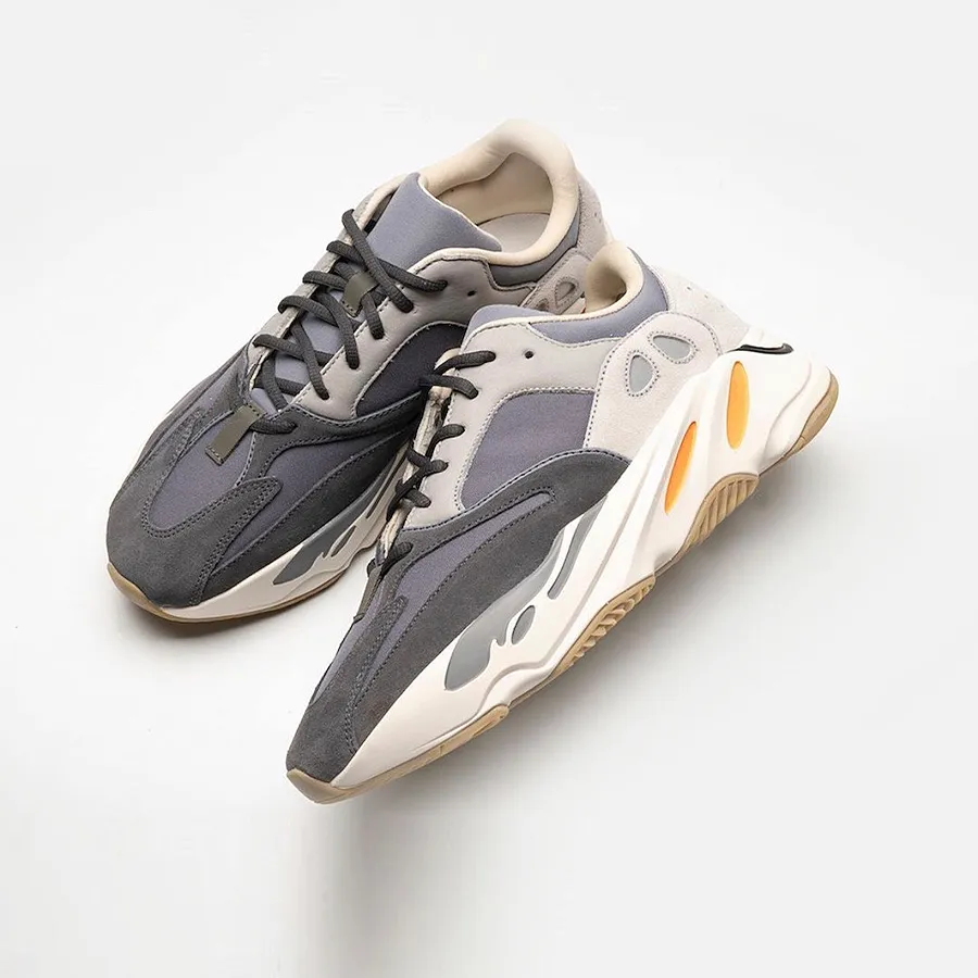 Giày Thể Thao Adidas Yeezy Boost 700 Magnet Vua Hàng Hiệu
