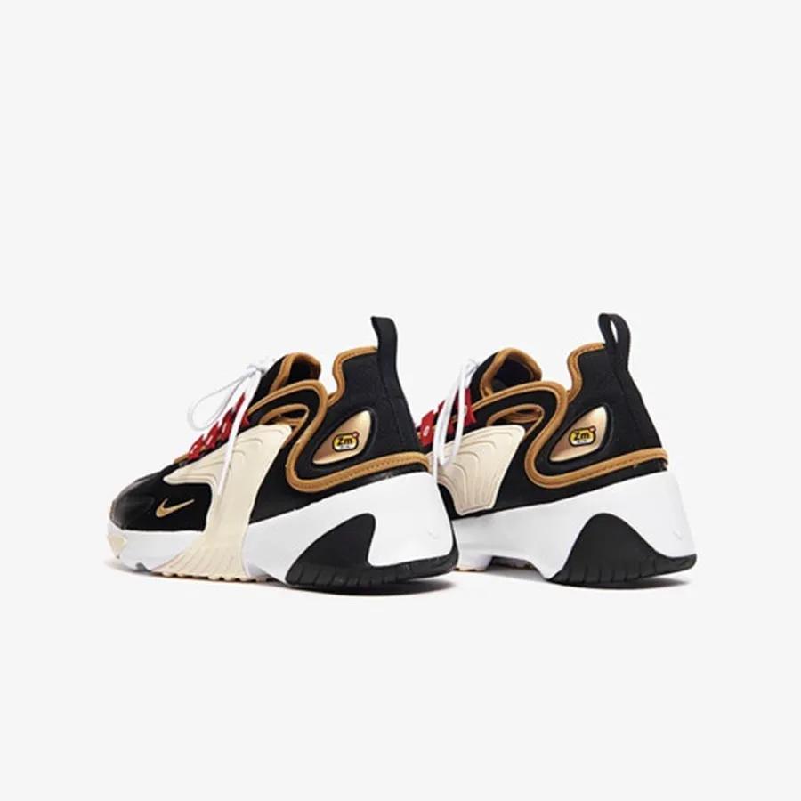 nike zoom 2k trainers in black and gold