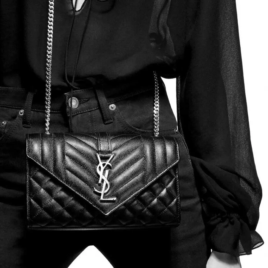 Mua Túi Đeo Chéo Nữ Yves Saint Laurent Ysl Envelope Small Bag In Mix  Matelassé Grain De Poudre Embossed Leather Màu Đen - Ysl - Mua Tại Vua Hàng  Hiệu H034662