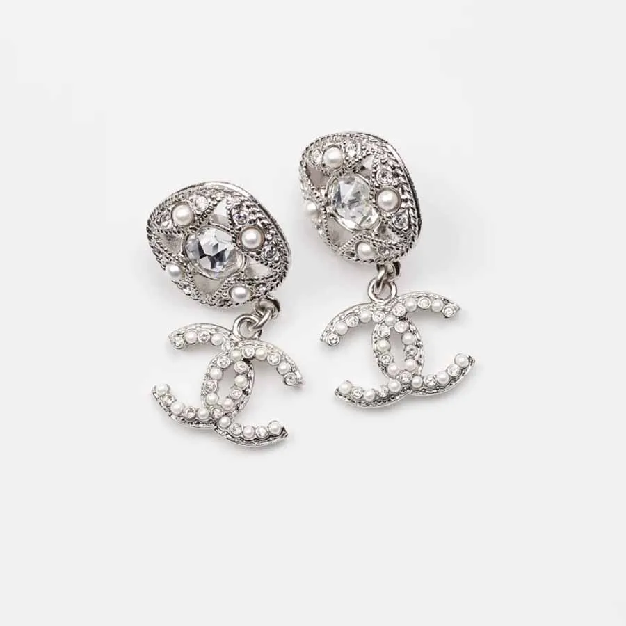Mua Khuyên Tai Chanel Earrings CC Silver Pearls AB7351 Màu Bạc Trắng -  Chanel - Mua tại Vua Hàng Hiệu h039828