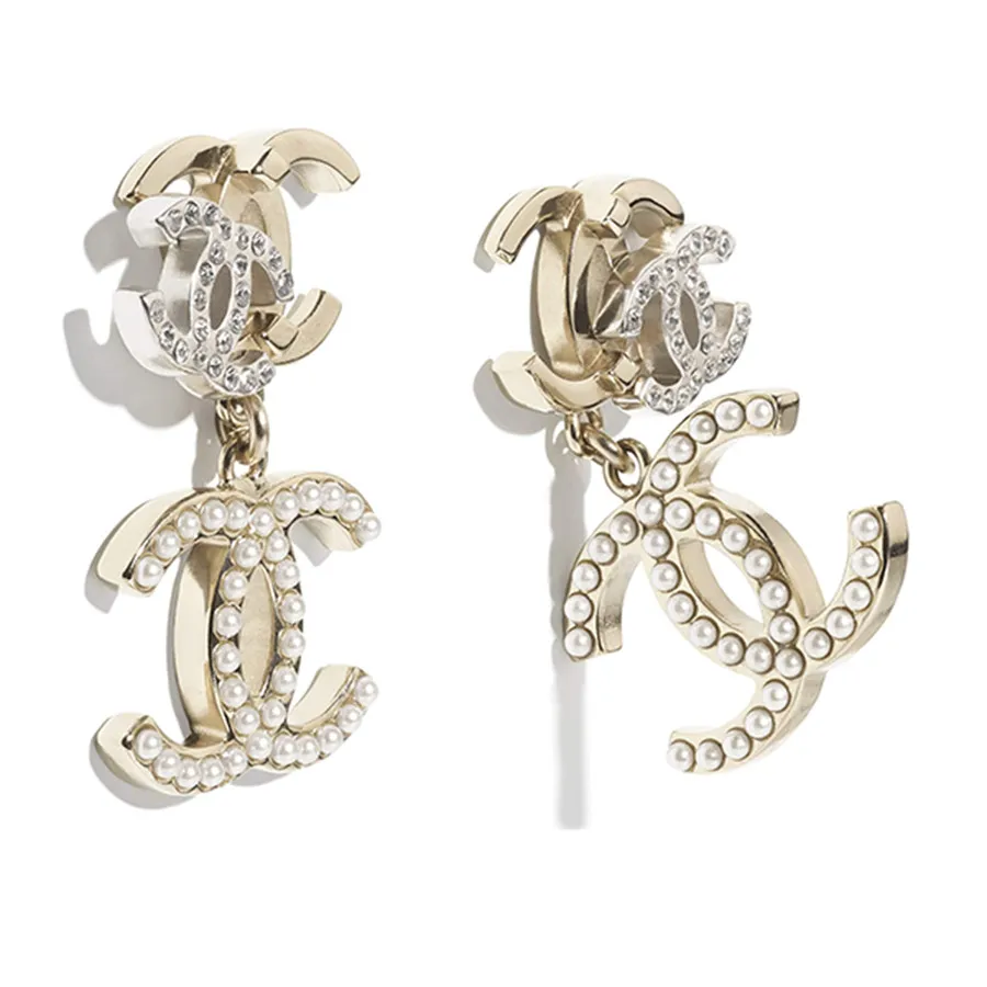 Cc pearl earrings Chanel Gold in Pearl  22906962