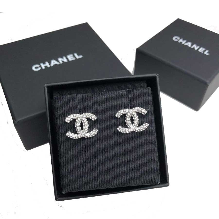 Top 10 mẫu khuyên tai Chanel chính hãng sang trọng 3