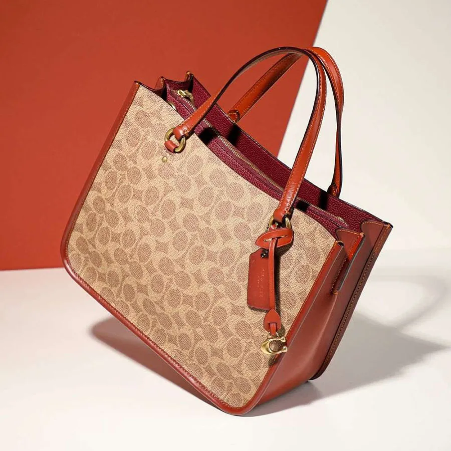 coach タイラー キャリーオール 28 コーラル coach タイラー キャリーオール 28 コーラル 楽天市場】コーチ トート