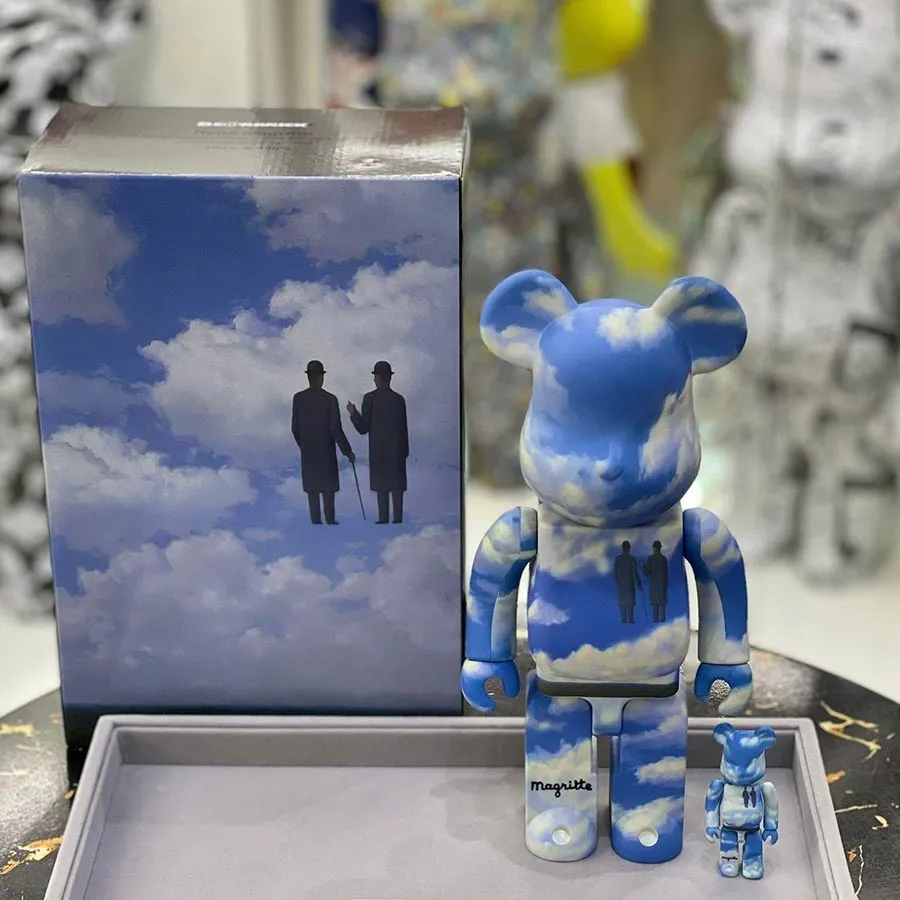 Đồ Chơi Mô Hình Bearbrick Rene Magritte 'The Castle Of the