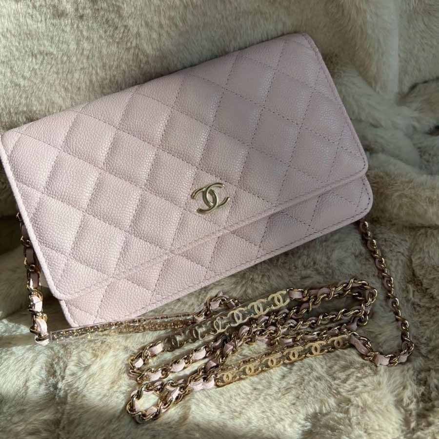 Chanel Pale Pink Quilted Caviar Wallet on Chain  myGemma  DE  Item  122038