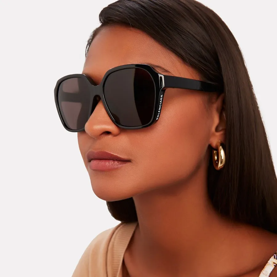 Kính Mát Balenciaga Sunglasses BB0153SA 001 Màu Đen Xám  display picture 2