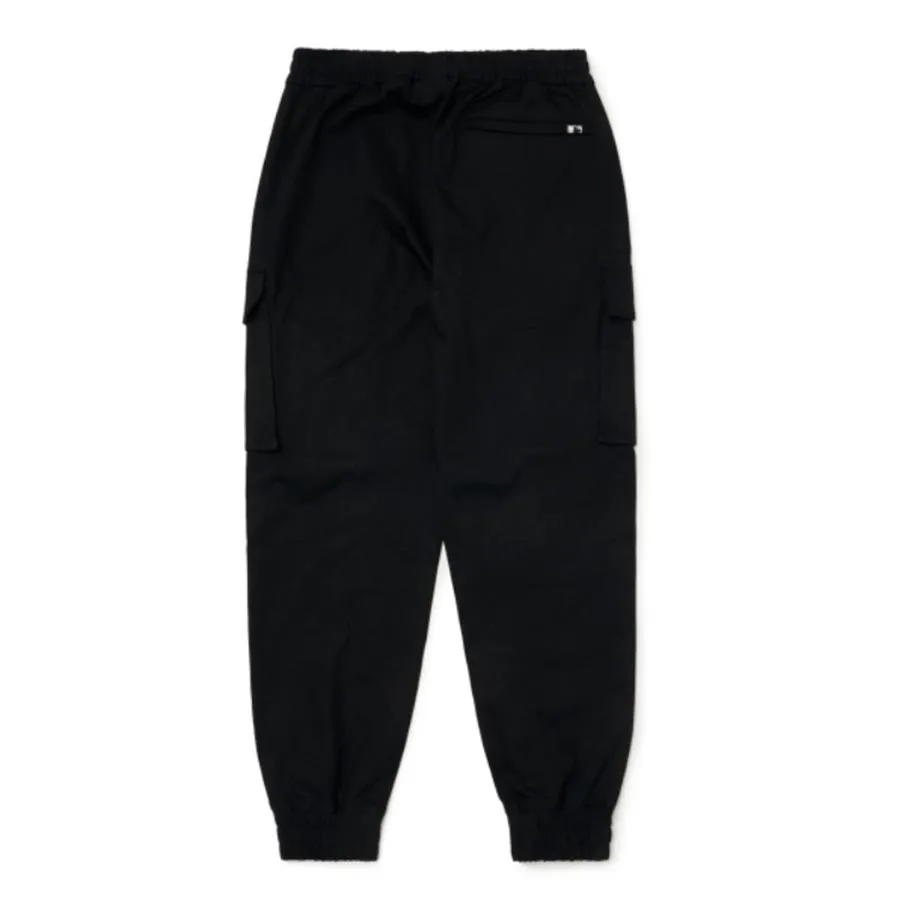 ☆人気☆【MLB】☆BASIC SMALL LOGO CARGO JOGGER PANT.S☆ ☆人気☆【MLB】☆BASIC SMALL LOGO CARGO JOGGER PANT.S