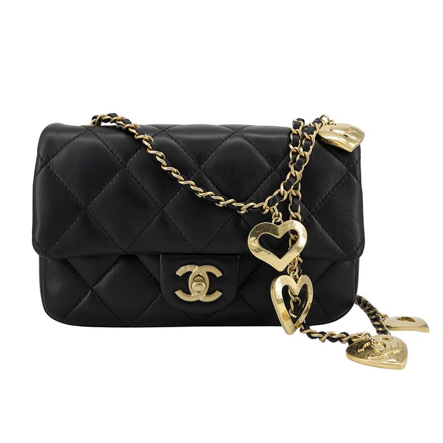 Top 81+ imagen chanel bag with heart chain