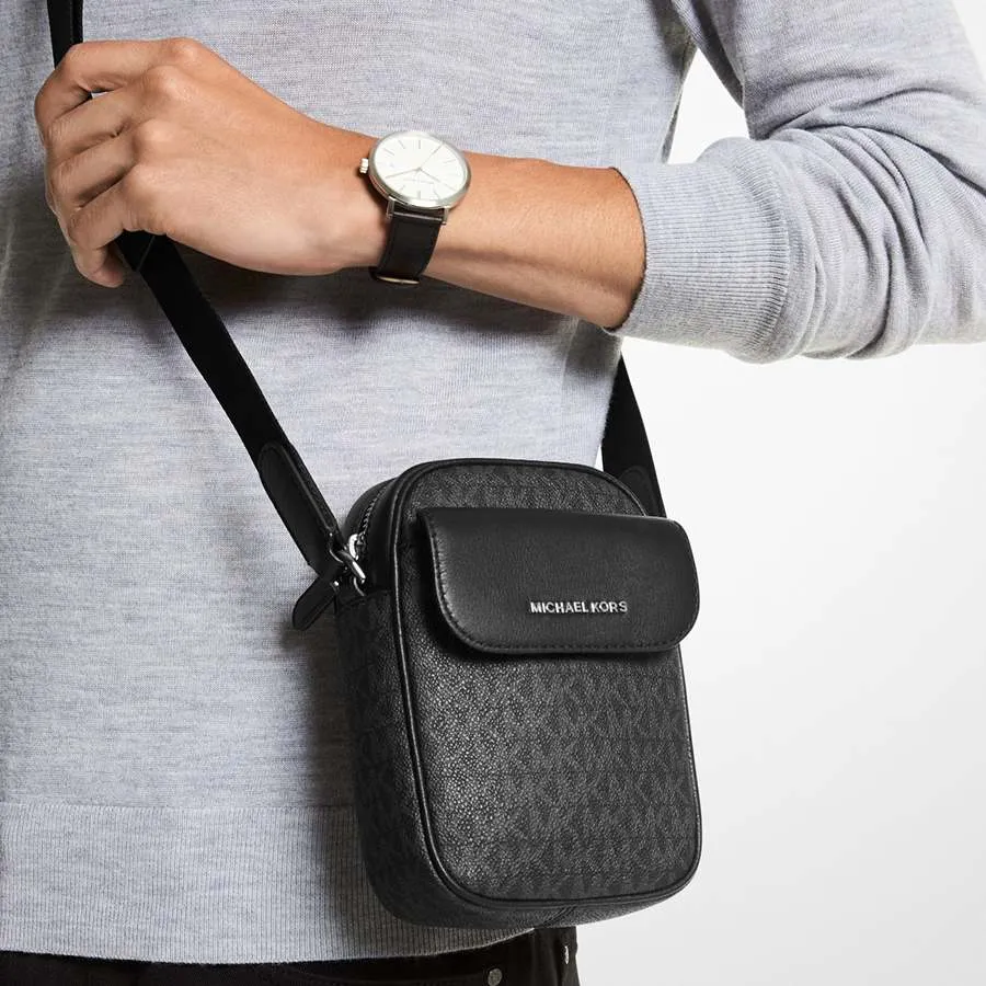 Túi Đeo Chéo Đựng Điện Thoại Michael Kors MK Hudson Logo Smartphone  Crossbody Bag 33F1LHDM1B Màu Đen